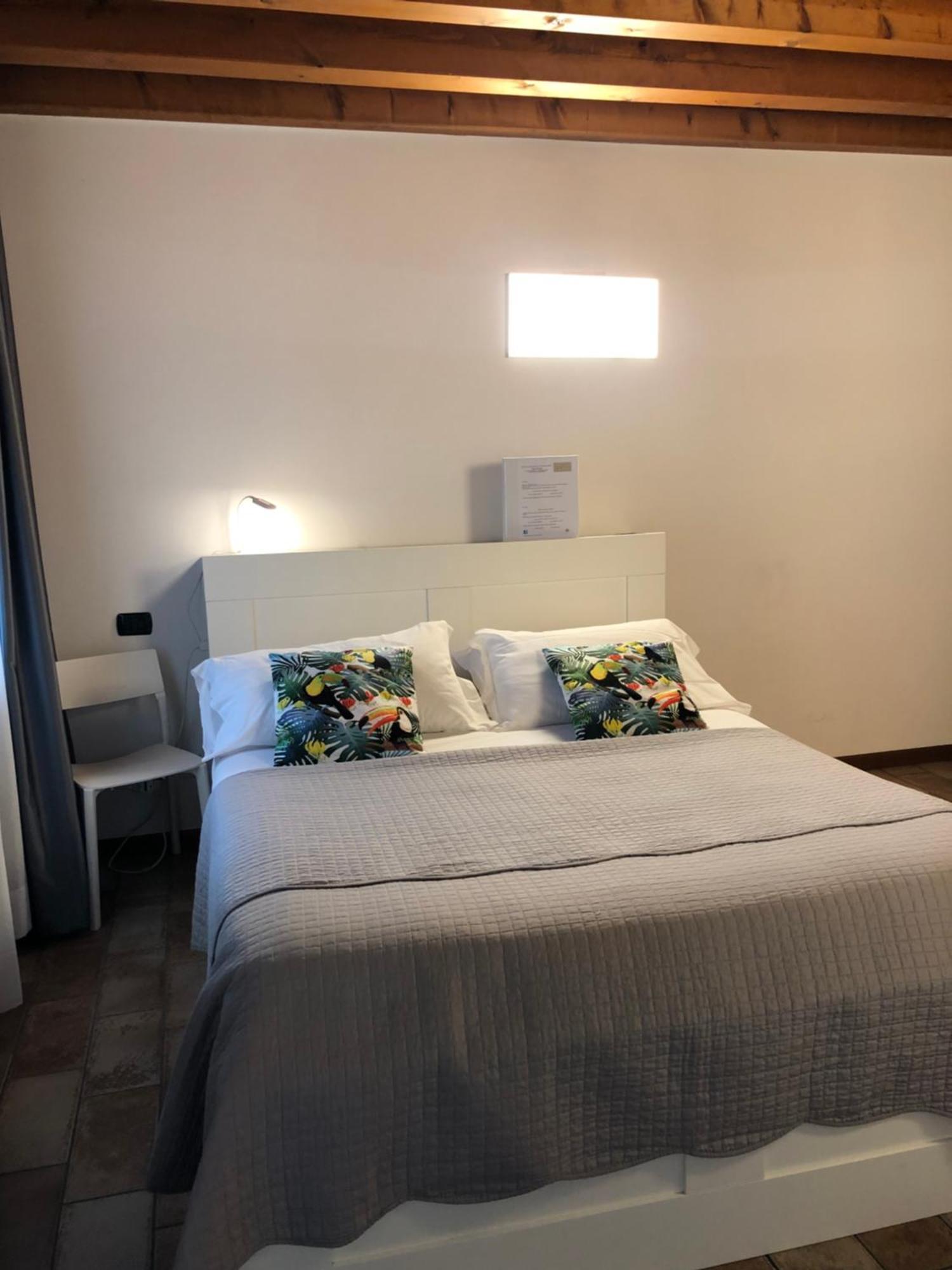 Bergamo Easy Airport Private Parking Apartment Exterior photo